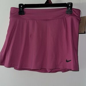 Nike Women's Fuchsia Skater Skirt